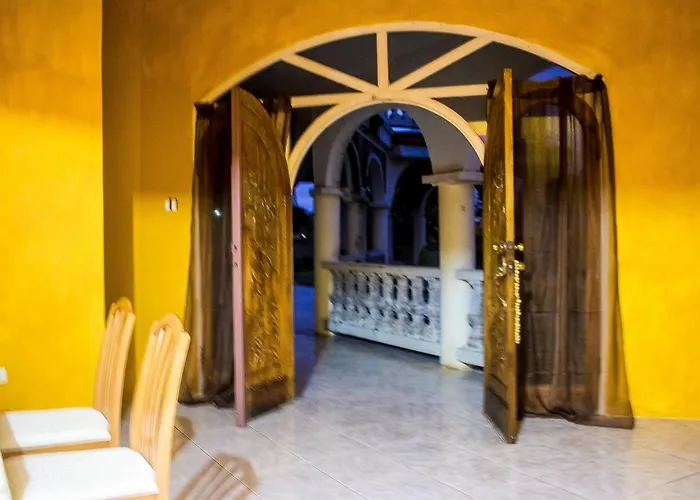 Stargazer @ Mammee Bay Estate Bed & Breakfast Ocho Rios